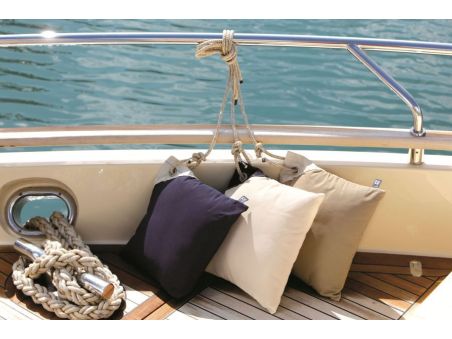 FREE STYLE Водоотталкивающая подушка, белая, 40 х 40 см