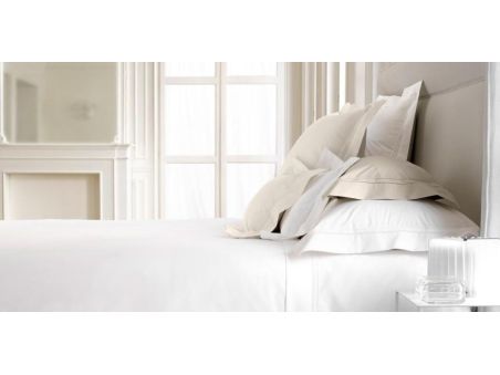 Комплект Yves Delorme Oree, простынь - 270*295, пододеяльник - 240*220