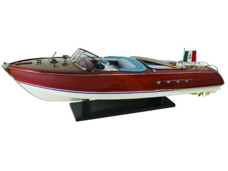 Модель яхты Riva 87 см