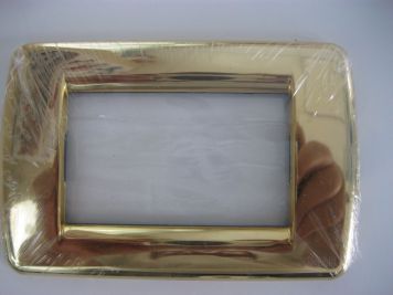 Накладка золотая на 4 розетки