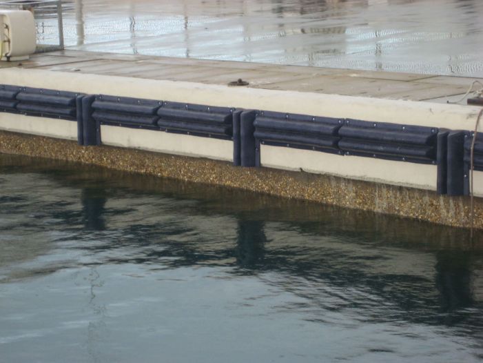 Кранец причальный Mega 1000 x 300 x 150