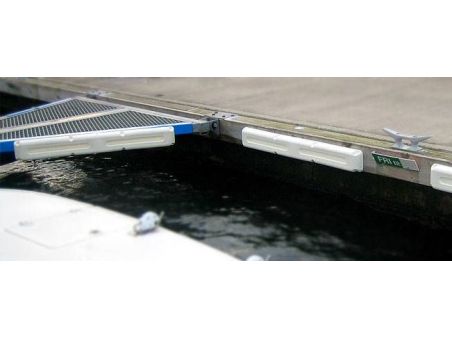 Кранец причальный Mini Multi Dock Fender 950 х 120 х 52