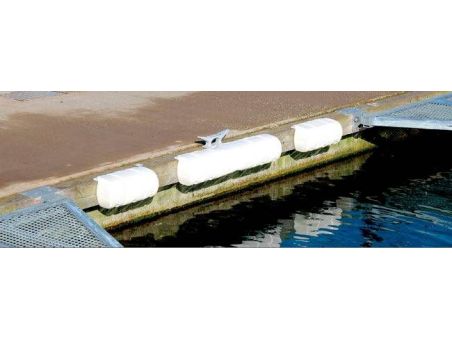 Кранец причальный Multi Dock Fender 900 x 180 x 181