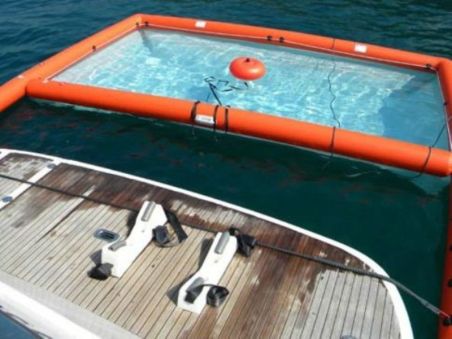 Бассейн для яхт XL (4,3 x 2,5 m) Бассейн для яхт XL (4,3 x 2,5 m)