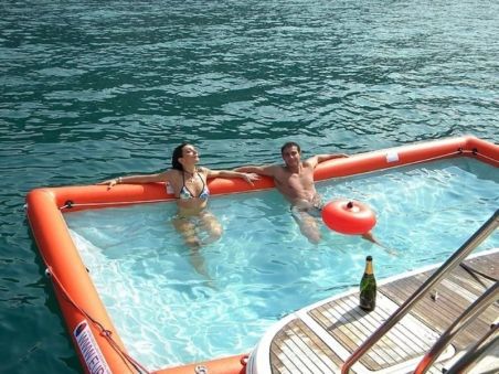 Бассейн для яхт XL (4,3 x 2,5 m) Бассейн для яхт XL (4,3 x 2,5 m)