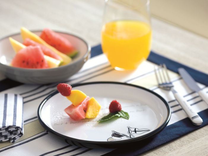 WELCOME набор посуды с нескользящей основой на 6 персон, 24 предмета