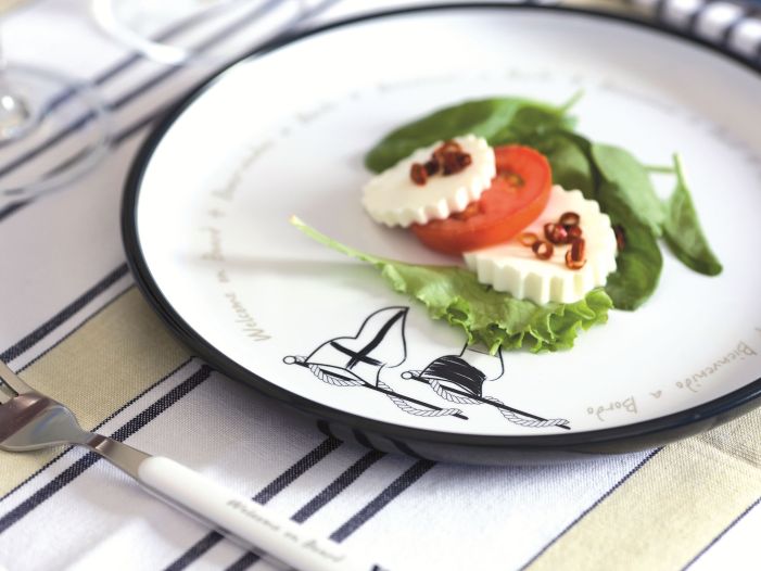 WELCOME набор посуды с нескользящей основой на 6 персон, 24 предмета