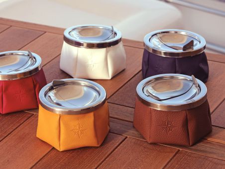 WINDPROOF Wind Rose пепельница темно-синяя с розой ветров.