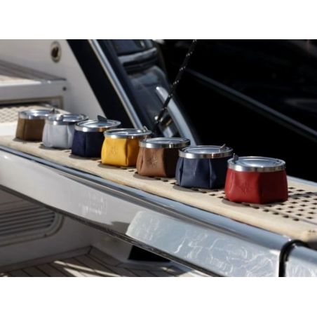 WINDPROOF Wind Rose попільничка біла з трояндою вітрів, замінник шкіри