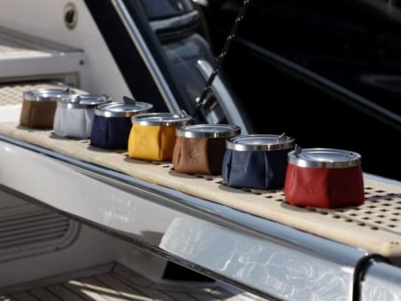 WINDPROOF Wind Rose пепельница коричневая с розой ветров. WINDPROOF Wind Rose пепельница коричневая с розой ветров.