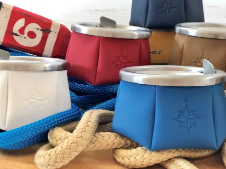 WINDPROOF Wind Rose попільничка синя з трояндою вітрів, замінник шкіри