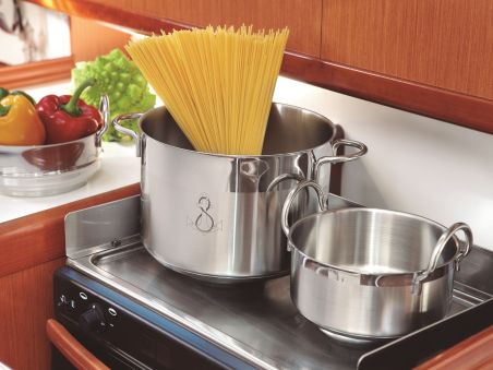 KITCHEN Набор кастрюль 6 предметов, нержавеющая сталь. KITCHEN Набор кастрюль 6 предметов, нержавеющая сталь.