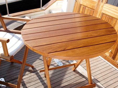 Складной стол из тикового дерева круглий Складной стол из тикового дерева круглий