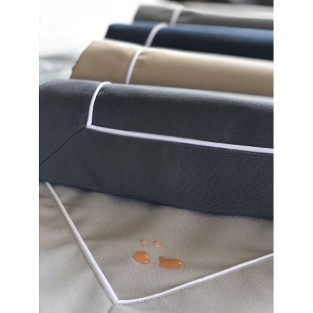 WATERPROOF Скатерть водоотталкивающая 115х100 см., синяя