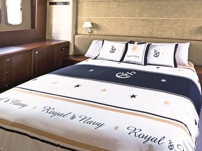 ROYAL Підковдра односпальна біло-синя 150 х 240 см., з наволочкою 90 х 45 см.