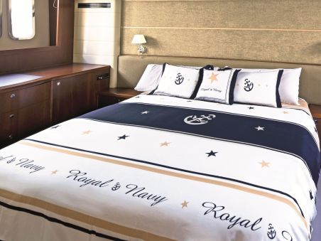 ROYAL Підковдра односпальна біло-синя 150 х 240 см., з наволочкою 90 х 45 см.