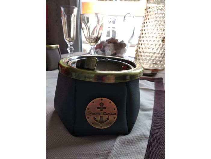 WINDPROOF Premium Anchor попільничка чорна з якорем, замінник шкіри