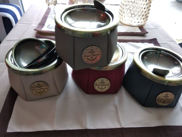 WINDPROOF Premium Anchor попільничка чорна з якорем, замінник шкіри