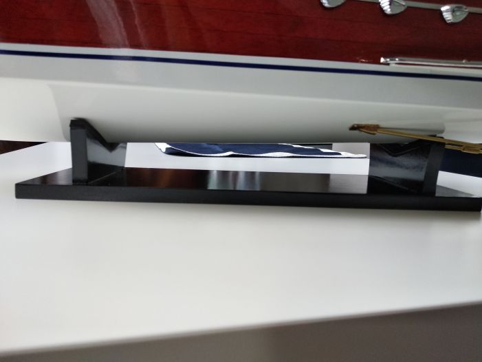 BATELA Модель яхти Riva Aquarama brown & white, 87 см.