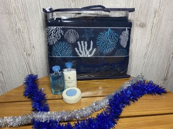 Подарунковий набір: Рушник IBIZA Blue 180 x 100см та шампунь, кондиціонер, мило Bvlgari все по 75мл