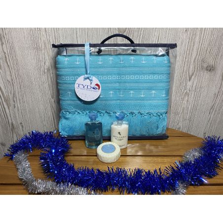 Подарунковий набір: Рушники SANTORINI Aqua Anchors 3шт  та шампунь, кондиціонер, мило Bvlgari все по 75мл Подарунковий набір: Рушники SANTORINI Aqua Anchors 3шт  та шампунь, кондиціонер, мило Bvlgari все по 75мл