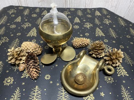 Набір з латуні АТЕР: Олійна лампа та попыльничка Набір з латуні АТЕР: Олійна лампа та попыльничка