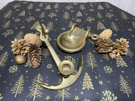 Набір з латуні АТЕР: Свічник "На якорі" та попільничка "ЧЕКЕЛЬ" Набір з латуні АТЕР: Свічник "На якорі" та попільничка "ЧЕКЕЛЬ"