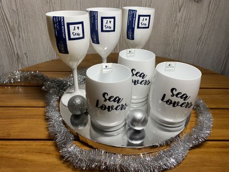 Подарунковий набір I ♥ Sea: Келихи для вина та склянки для соку Подарунковий набір I ♥ Sea: Келихи для вина та склянки для соку