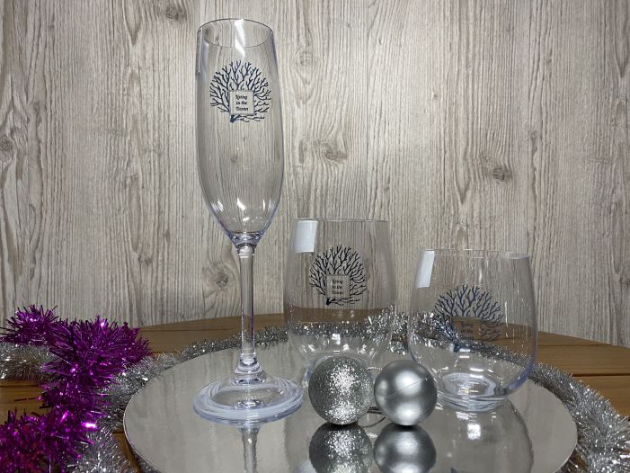 Подарунковий набір LIVING: Келихи для шампанського, склянки під віскі та склянки для води