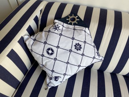 Подушка декоративная 40х40 Подушка декоративная 40х40