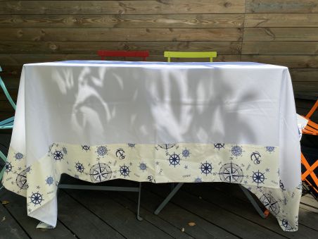 Стильна скатертина зі штурвалами, біла 220х150
