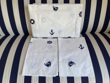 Комплект постільної білизни білий з синіми парусниками, двоспальний 210х220 см.