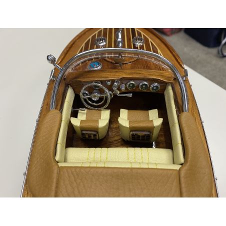 BATELA Модель яхти Riva Aquarama brown, 40 см.