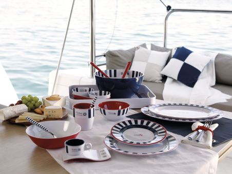VENEZIA Набір яхтового посуду з нековзною основою на 4 персони, 16 предметів
