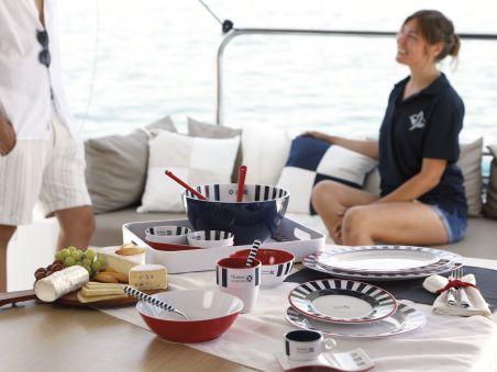 VENEZIA Набір яхтового посуду з нековзною основою на 4 персони, 16 предметів