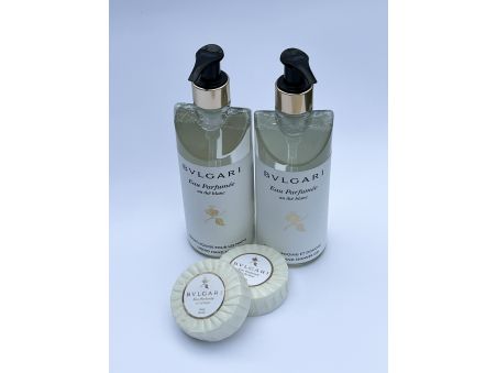 Bvlgari Шампунь та гель для душу (White Tea), 300 мл Bvlgari Шампунь та гель для душу (White Tea), 300 мл