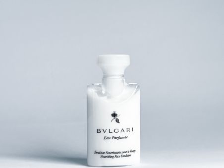 Bvlgari Питательная эмульсия для лица (White Tea), 40 мл
