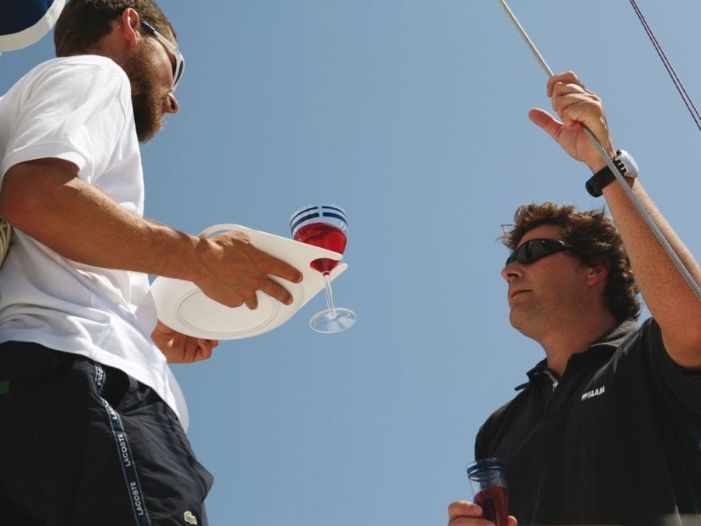 CANNES коктейльная тарелка с нескользящей основой.